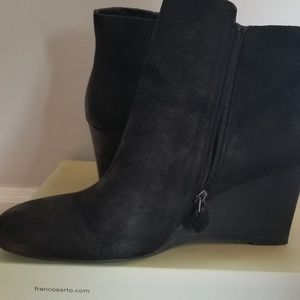 black booties